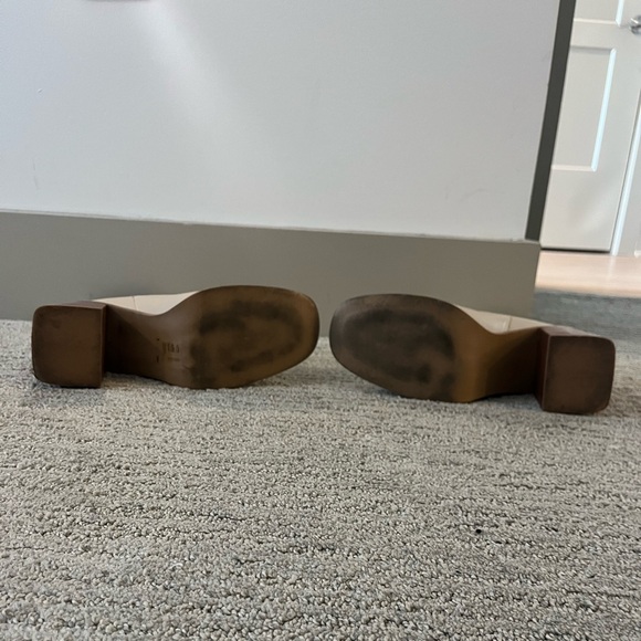 & Other Stories Heeled Chelsea Boots - Picture 6 of 6